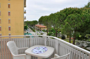 One-Bedroom Apartment with balcony and ac